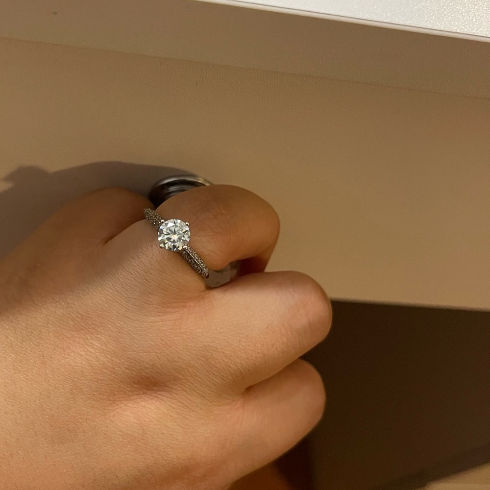 Moissanite Diamond Ring Size 7